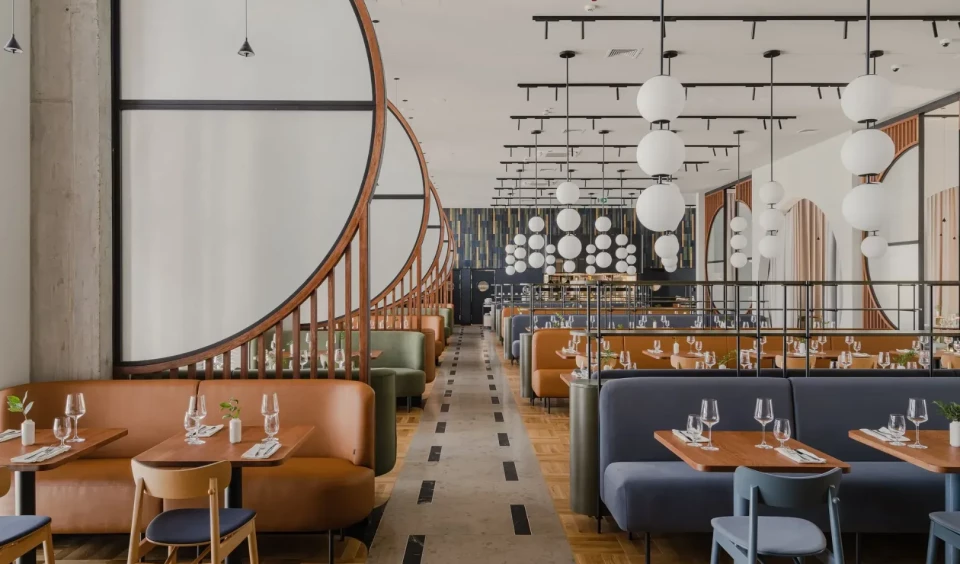 Jak wybrać meble do restauracji, kawiarni, baru? Od czego zacząć?