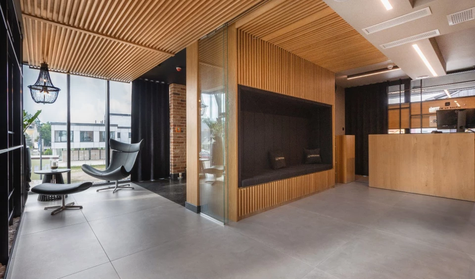 Jak wybrać odpowiednie meble kontraktowe dla swojego biznesu?